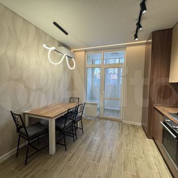 Сдается 1-комнатная квартира, 42 м²