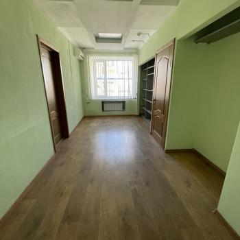 Сдается Офис, 301 м²