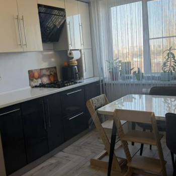 Продается 3-х комнатная квартира, 63,5 м²