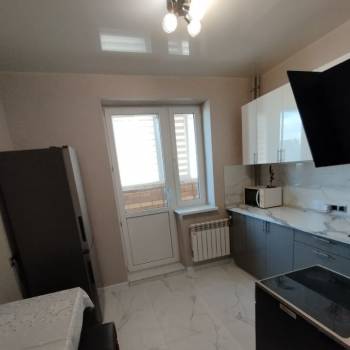 Сдается 1-комнатная квартира, 42 м²