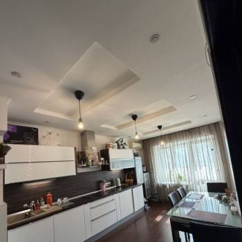 Продается 2-х комнатная квартира, 88 м²