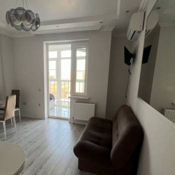 Сдается 1-комнатная квартира, 42 м²