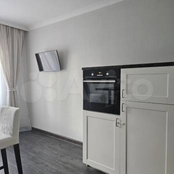 Сдается 1-комнатная квартира, 43 м²