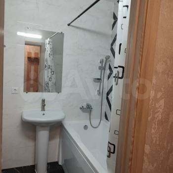 Сдается 1-комнатная квартира, 43 м²