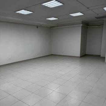 Продается Нежилое помещение, 90 м²