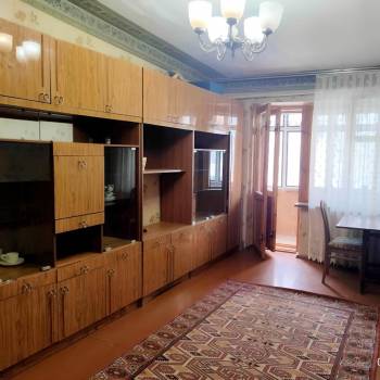 Продается 1-комнатная квартира, 32 м²