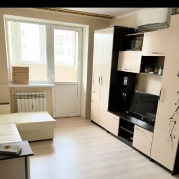 Сдается 1-комнатная квартира, 37 м²