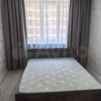 Сдается 1-комнатная квартира, 43 м²