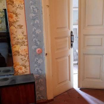 Продается Многокомнатная квартира, 100 м²