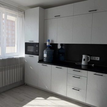 Сдается 1-комнатная квартира, 58 м²