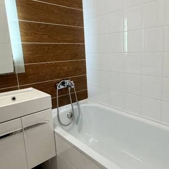 Сдается 2-х комнатная квартира, 50,4 м²