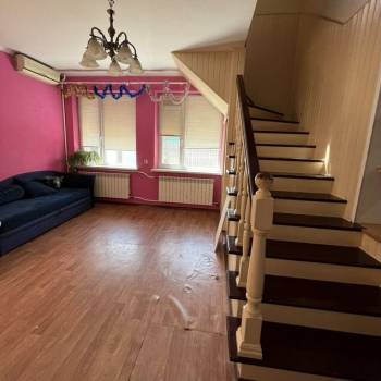 Сдается Дом, 235 м²