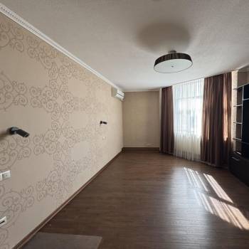Сдается Многокомнатная квартира, 120 м²