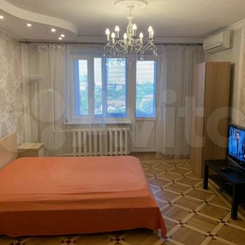 Сдается 1-комнатная квартира, 45 м²
