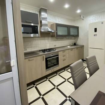 Сдается 1-комнатная квартира, 42 м²