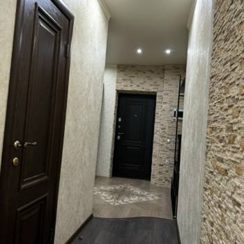 Сдается 2-х комнатная квартира, 75 м²