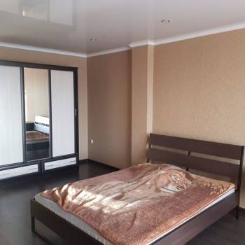 Сдается 1-комнатная квартира, 46 м²