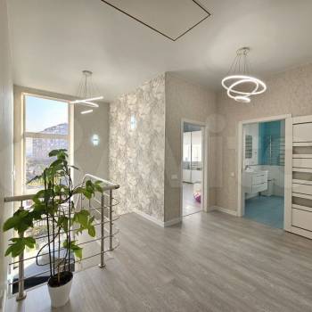 Продается Дом, 194 м²