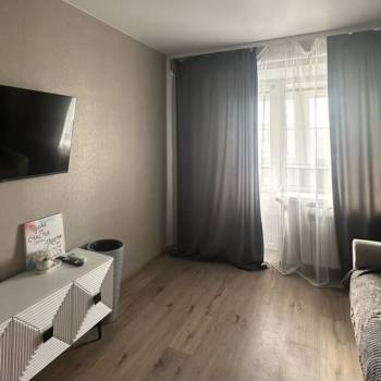 Продается 1-комнатная квартира, 32 м²
