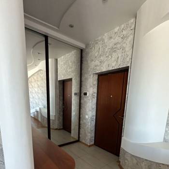 Продается 2-х комнатная квартира, 87,6 м²