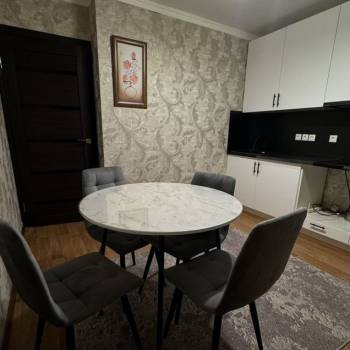 Сдается 1-комнатная квартира, 37 м²