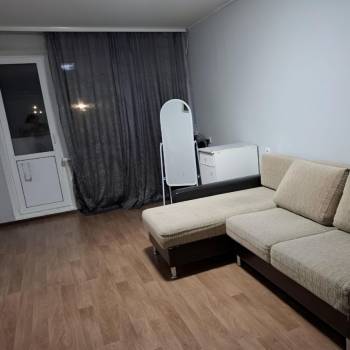 Сдается 1-комнатная квартира, 43 м²