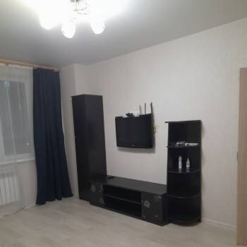 Сдается 1-комнатная квартира, 39 м²