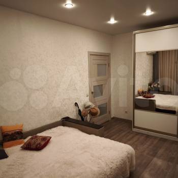 Продается 1-комнатная квартира, 32 м²