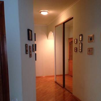 Сдается 2-х комнатная квартира, 79 м²