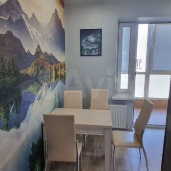 Сдается 1-комнатная квартира, 40 м²