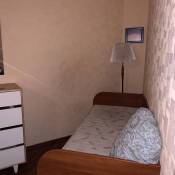 Сдается Многокомнатная квартира, 80 м²