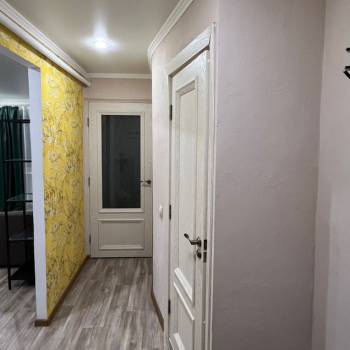 Продается 1-комнатная квартира, 32 м²