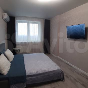 Сдается 1-комнатная квартира, 42 м²