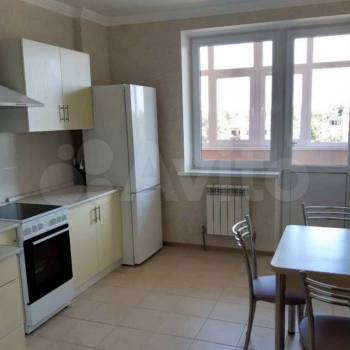 Продается 1-комнатная квартира, 37 м²