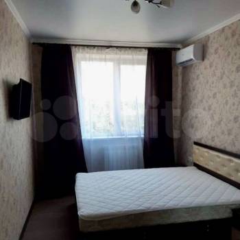 Продается 1-комнатная квартира, 37 м²