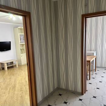 Сдается 1-комнатная квартира, 50 м²