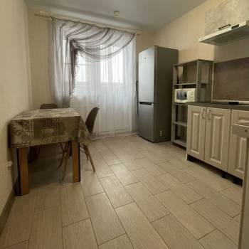 Сдается 2-х комнатная квартира, 42 м²