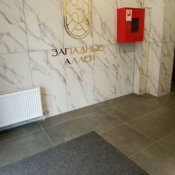 Продается 1-комнатная квартира, 42 м²