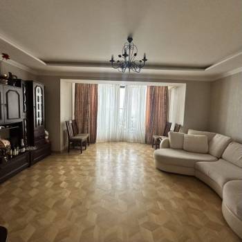 Продается 3-х комнатная квартира, 128 м²