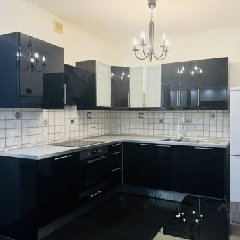 Сдается 1-комнатная квартира, 44 м²