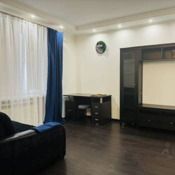 Сдается 1-комнатная квартира, 44 м²