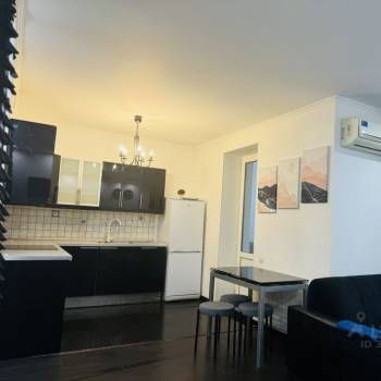 Сдается 1-комнатная квартира, 44 м²