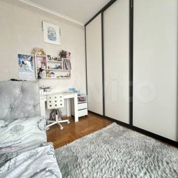 Продается Многокомнатная квартира, 130 м²