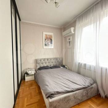 Продается Многокомнатная квартира, 130 м²