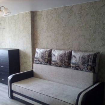 Продается 1-комнатная квартира, 36 м²