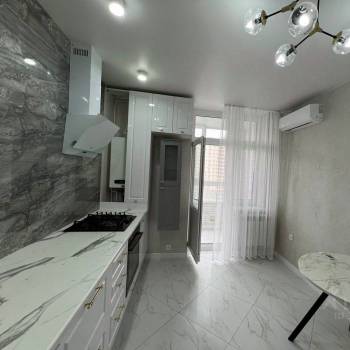 Продается 1-комнатная квартира, 44 м²