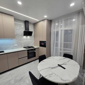 Продается 1-комнатная квартира, 39 м²