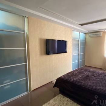 Продается 3-х комнатная квартира, 90 м²