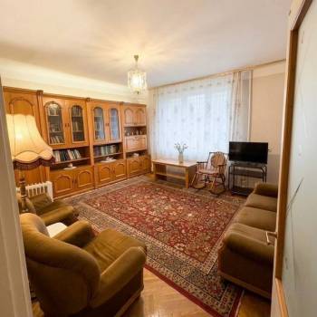 Продается Многокомнатная квартира, 110 м²