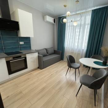 Продается 1-комнатная квартира, 41 м²